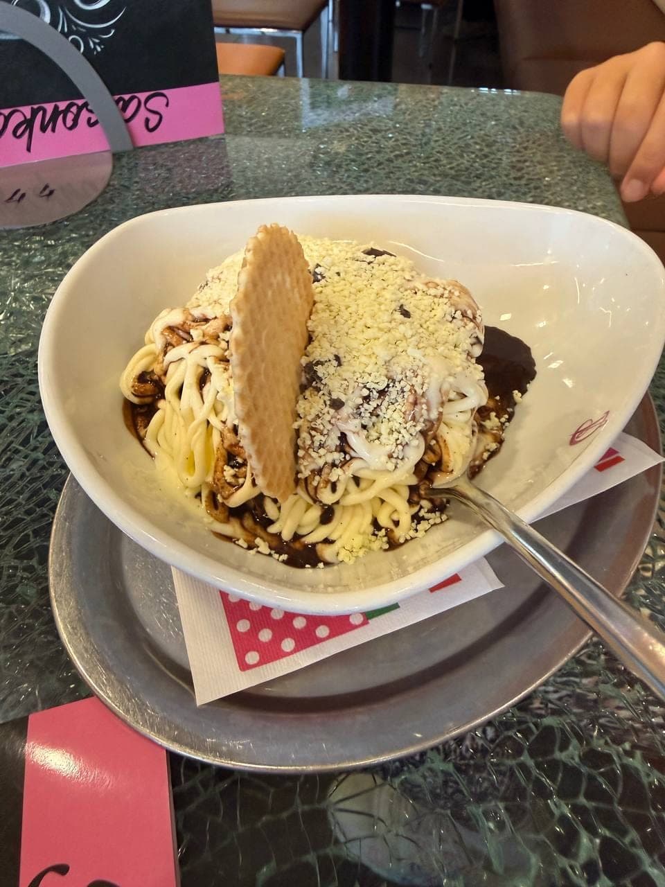 Ice cream sundaes