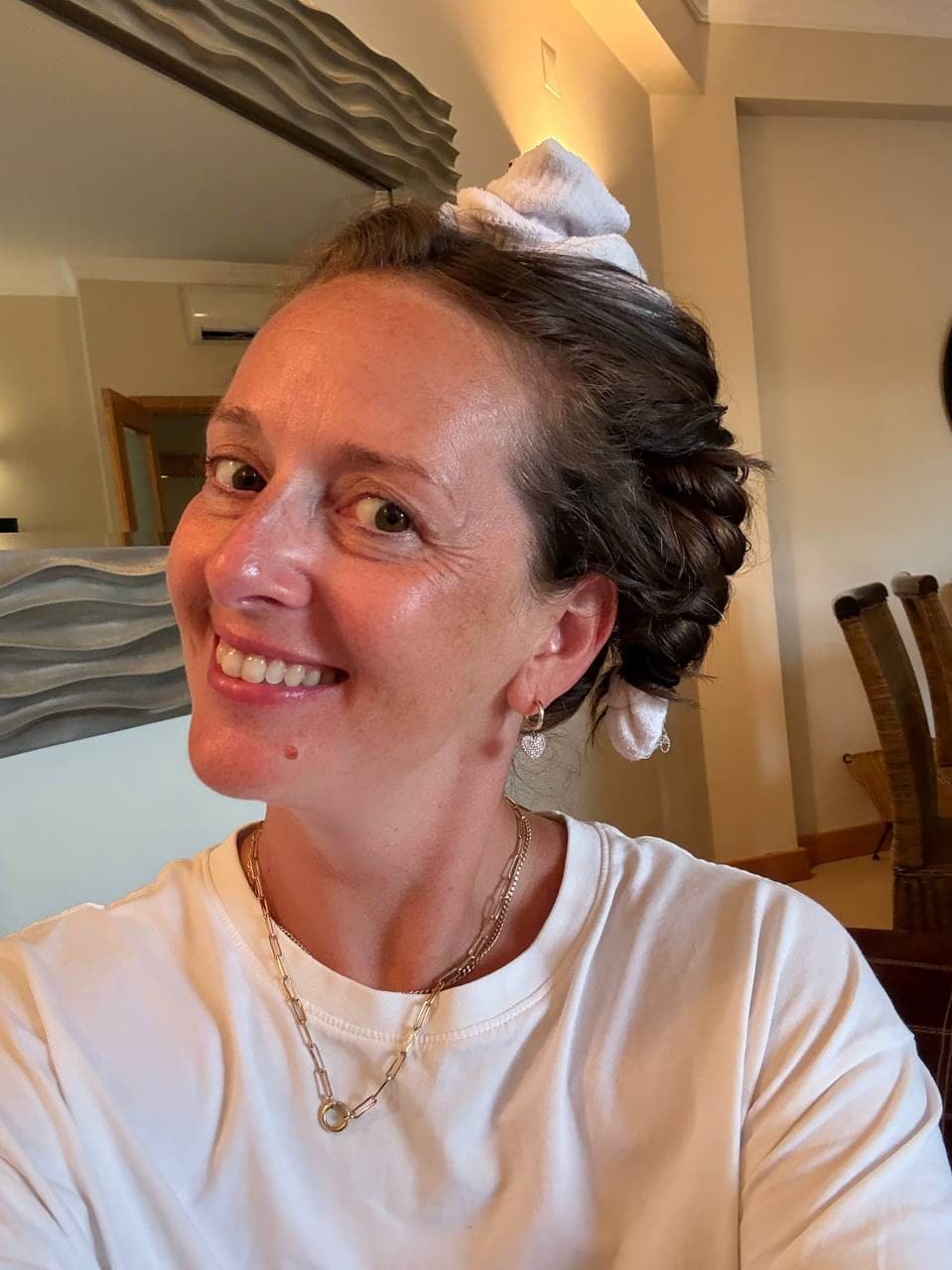 Heatless curls by Sofie with socks